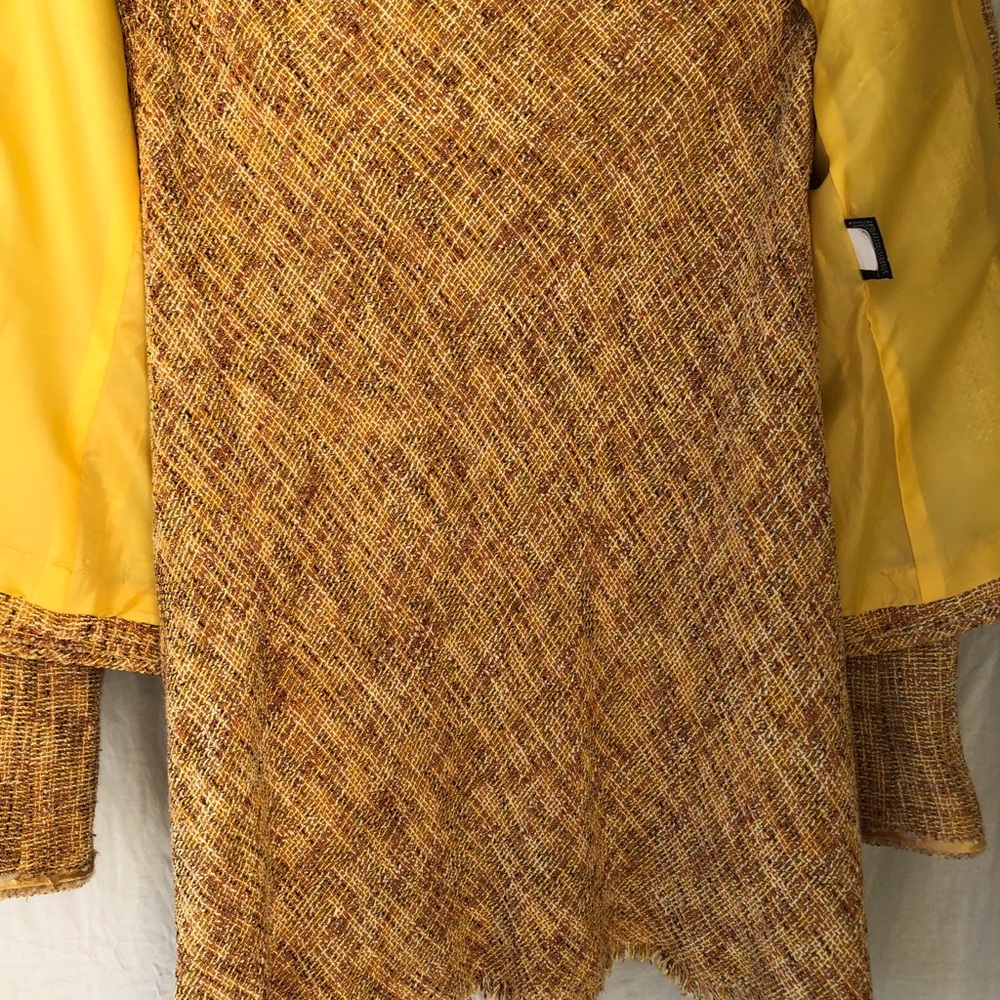 Anne Klein Yellow Woven Jacket and Skirt sz 4 - Picture 3 of 4